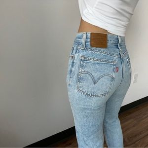 Levi’s Wedgie Straight blue jeans MOVING SALE